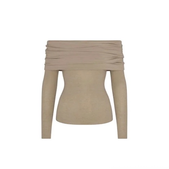 Skims Off Shoulder Sheer Top - Picture 4 of 4